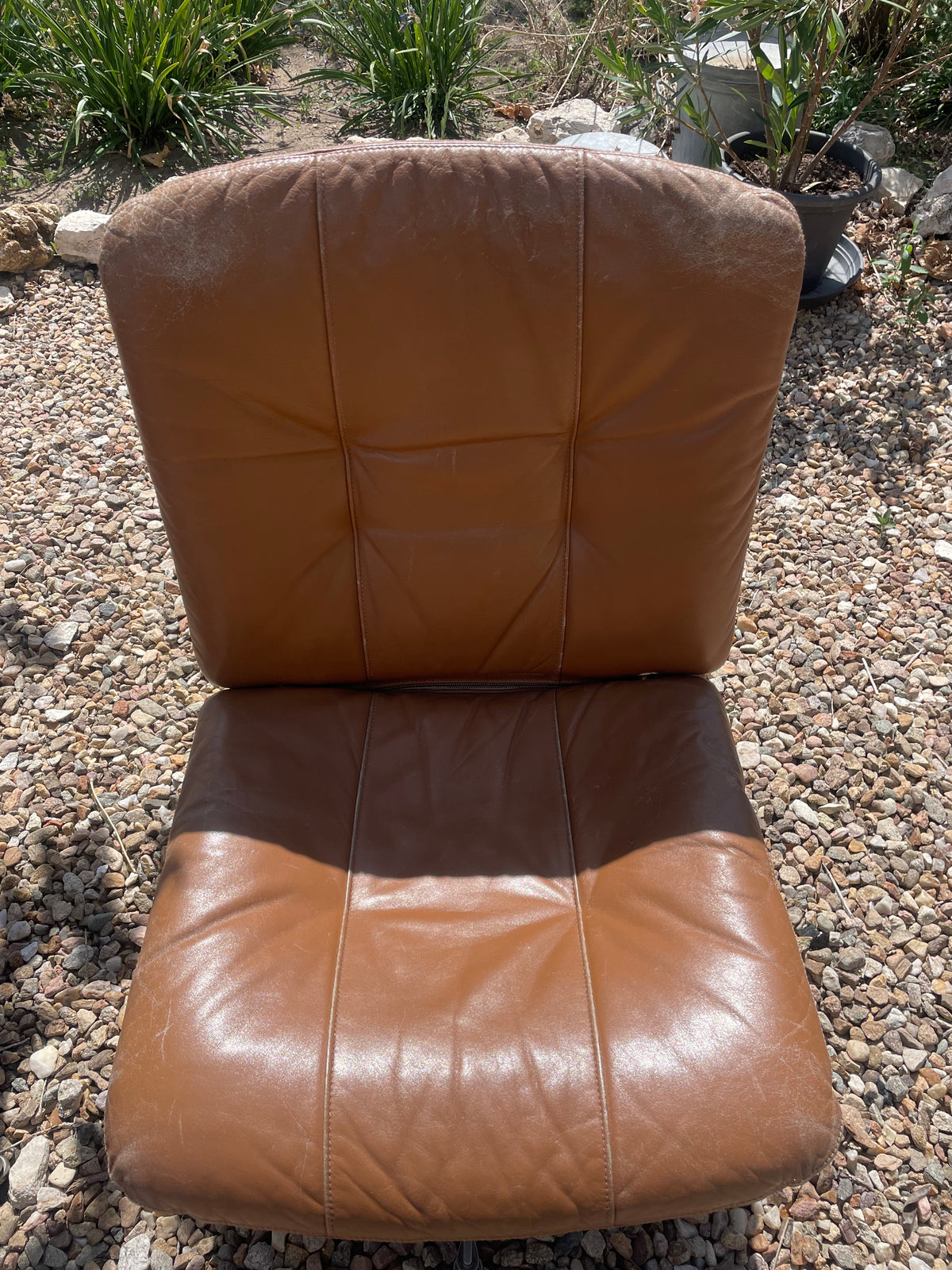 Set van 2 vintage draaifauteuils in cognac