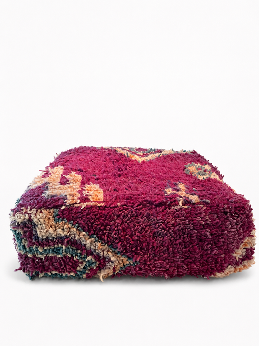 Handgemaakte Berberpoef – Fuchsia Colour Statement - 65x65