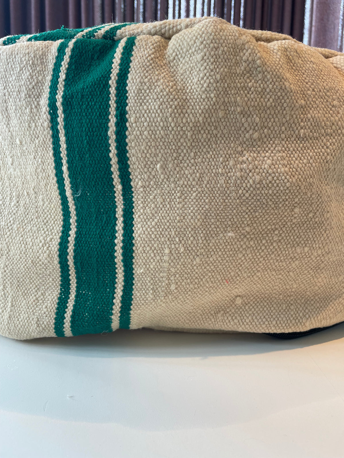 Handgemaakte Marokkaanse poef met groene strepen - 68cm rond