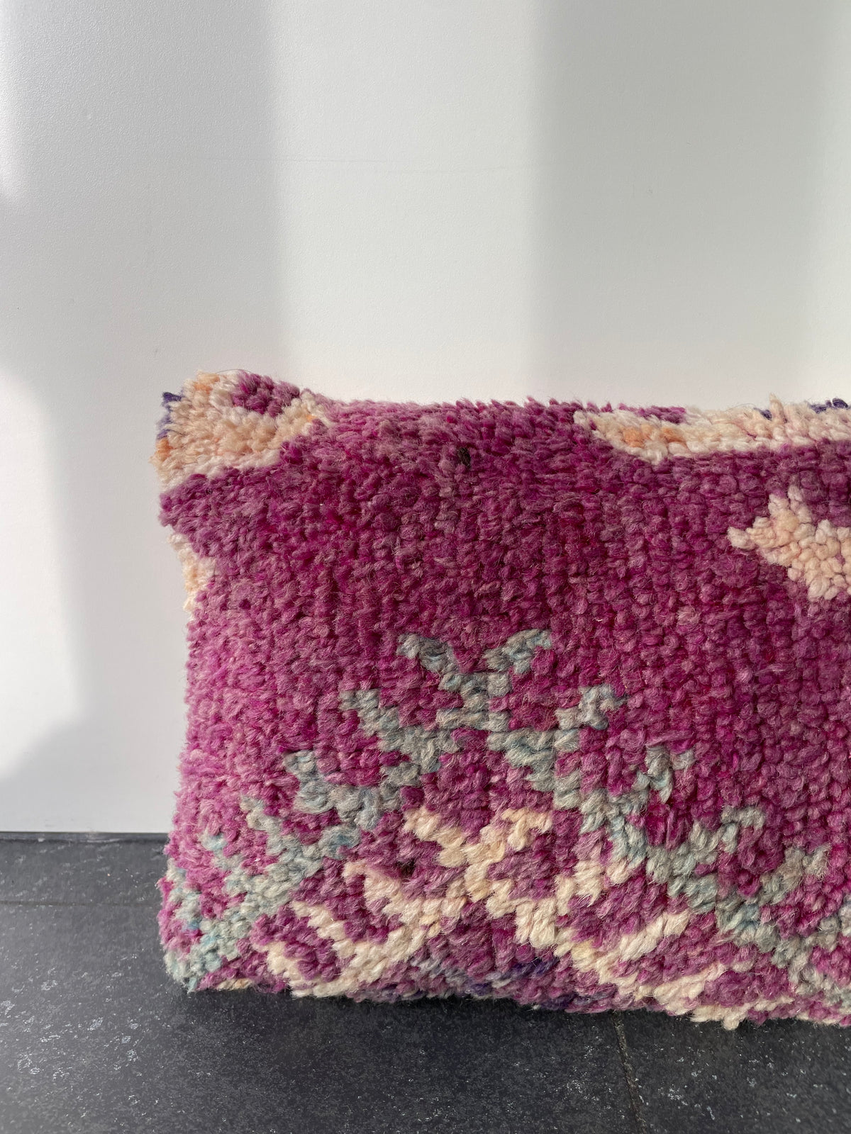 Dubbelzijdig Berberkussen in aubergine en oranje - 30x43