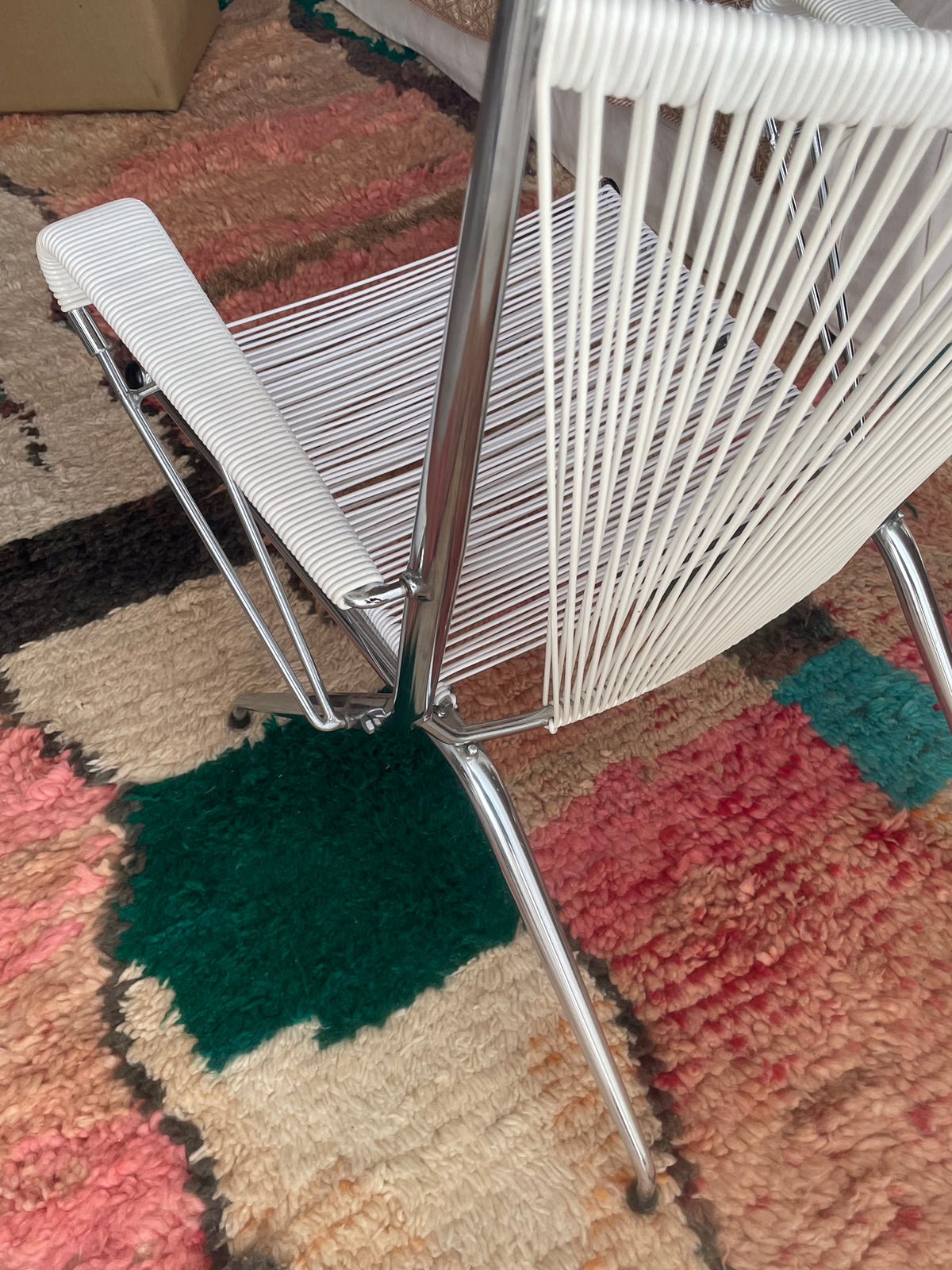Vintage scoubidou fauteuil met chromen frame – jaren 60/70