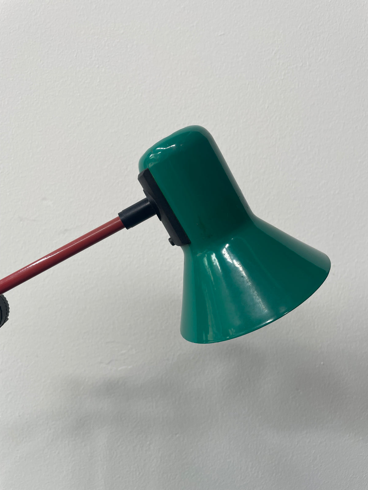 Vintage Veneta Lumi Memphis bureaulamp – Italië, jaren 80