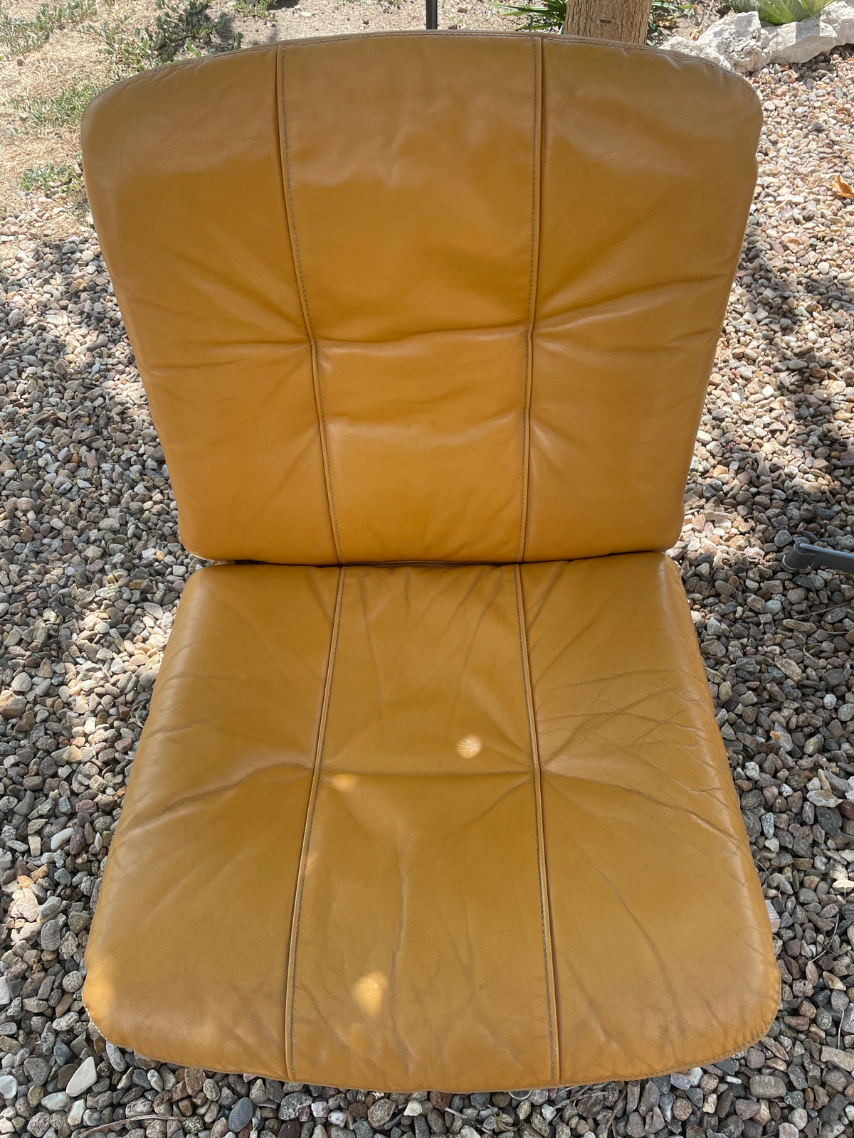 Set van 2 vintage okergele draaifauteuils