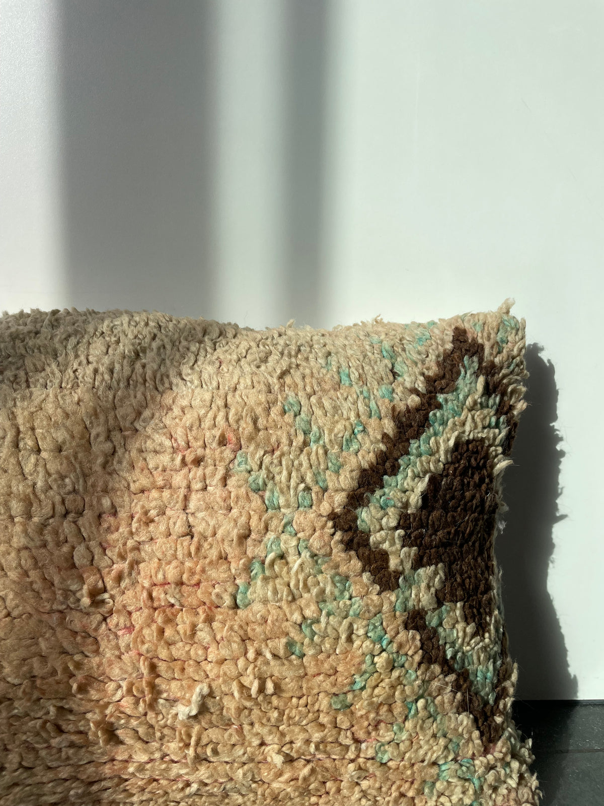 Handgemaakt Berberkussen in crème, bruin en mint - 40x65