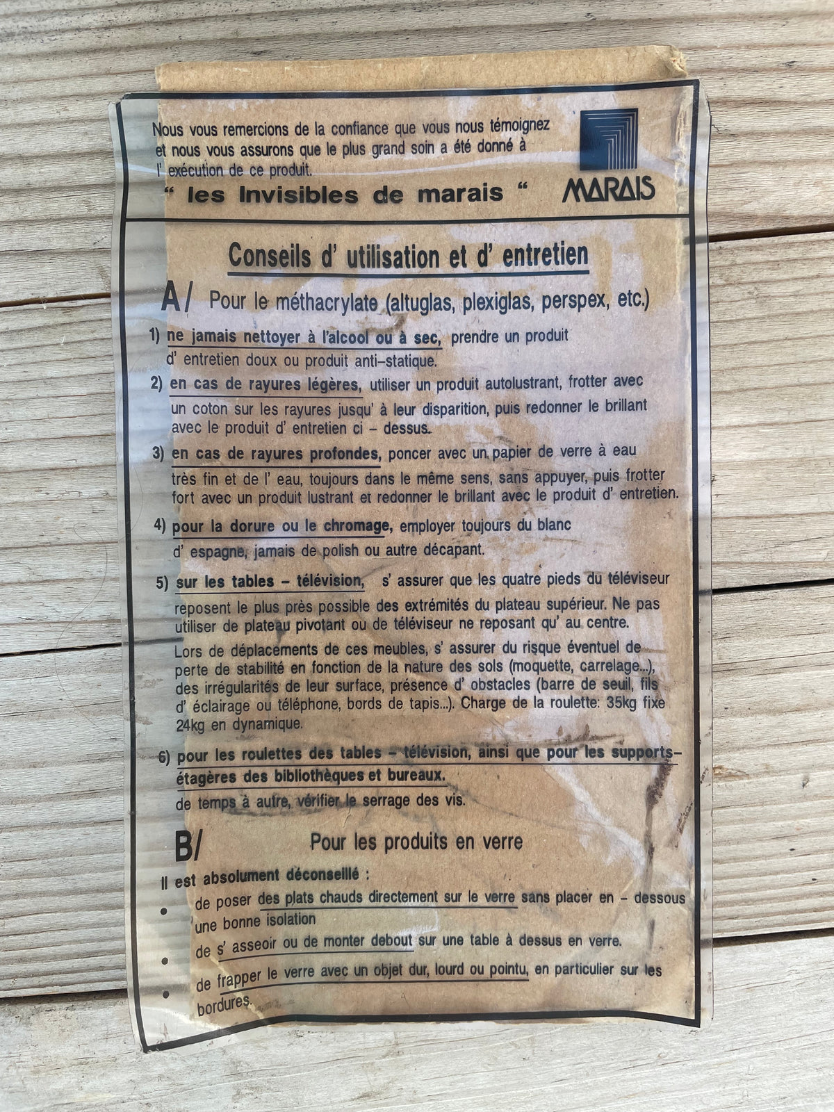 Vintage plexiglazen trolleytafel van Marais – Les Invisibles, jaren 70/80. Met orgineel document