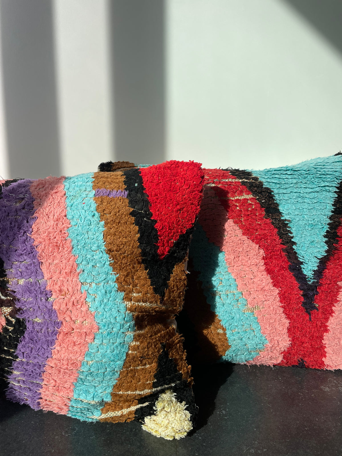 Uniek handgemaakt Marokkaans kussen in kleurrijk textiel - 45x60