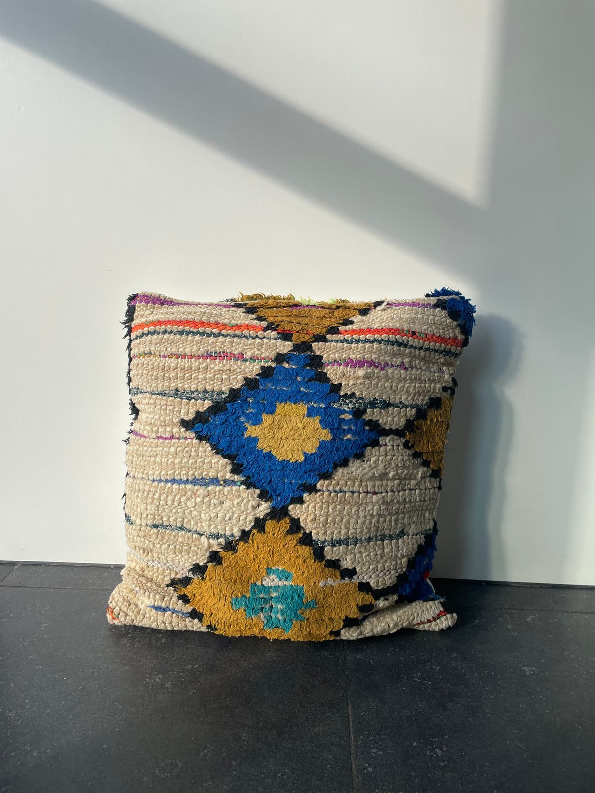 Handgemaakt Berber kussen – 43x43